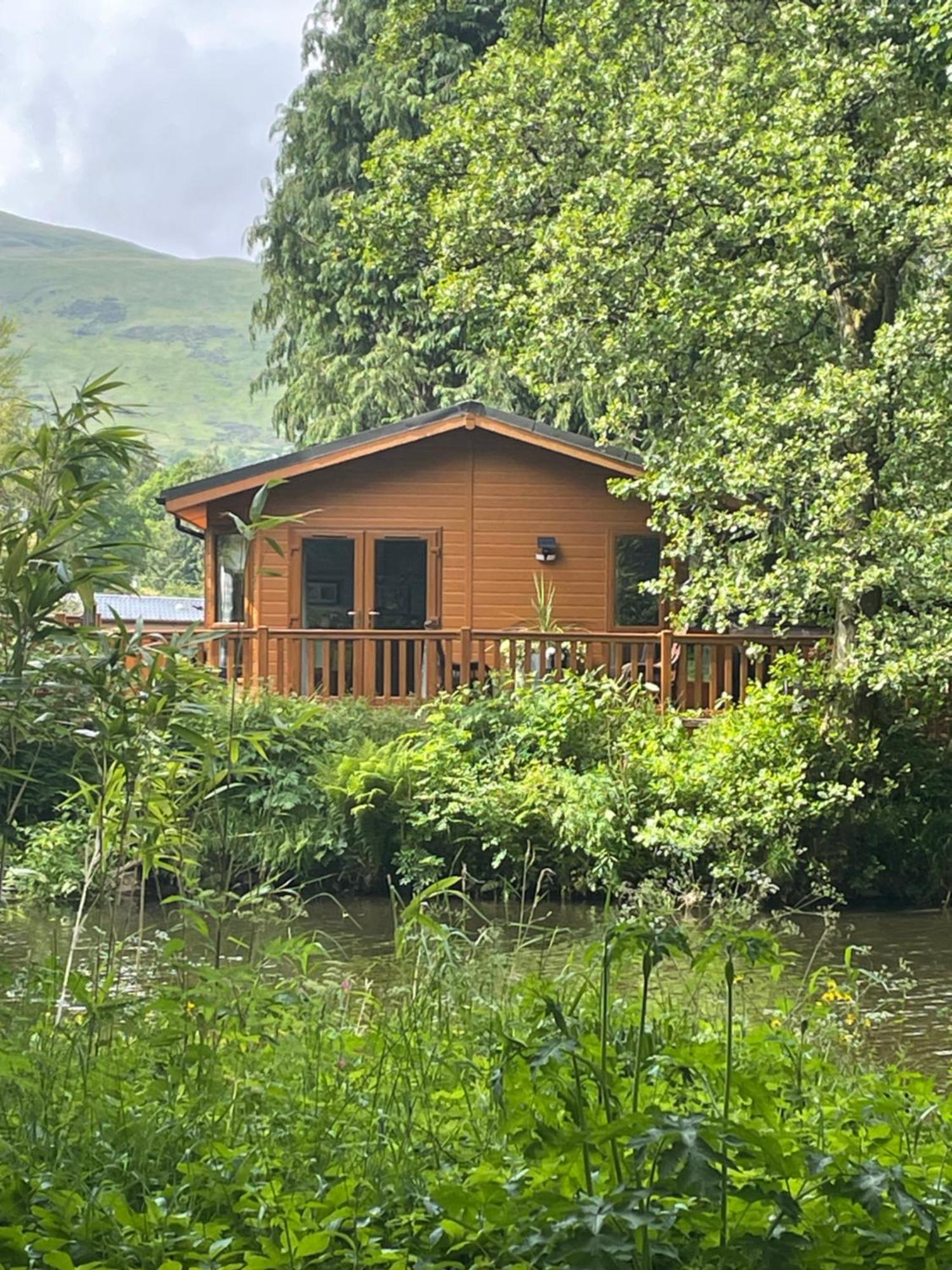 Riverbank Lodge Dollar Exteriér fotografie